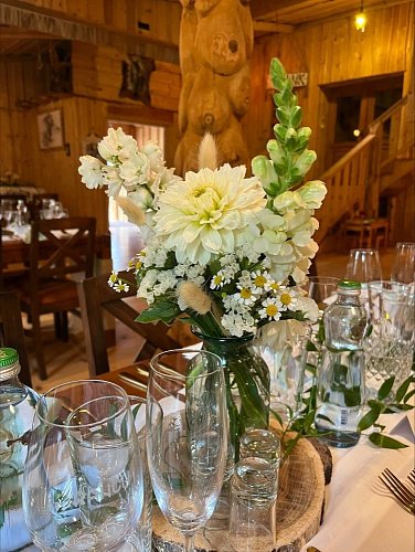 SALOON - Svadba p. Brnák