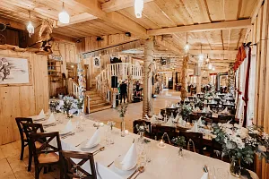 SALOON - Svadba sl. Gregušová