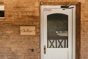 Izba Doktor M+M hore