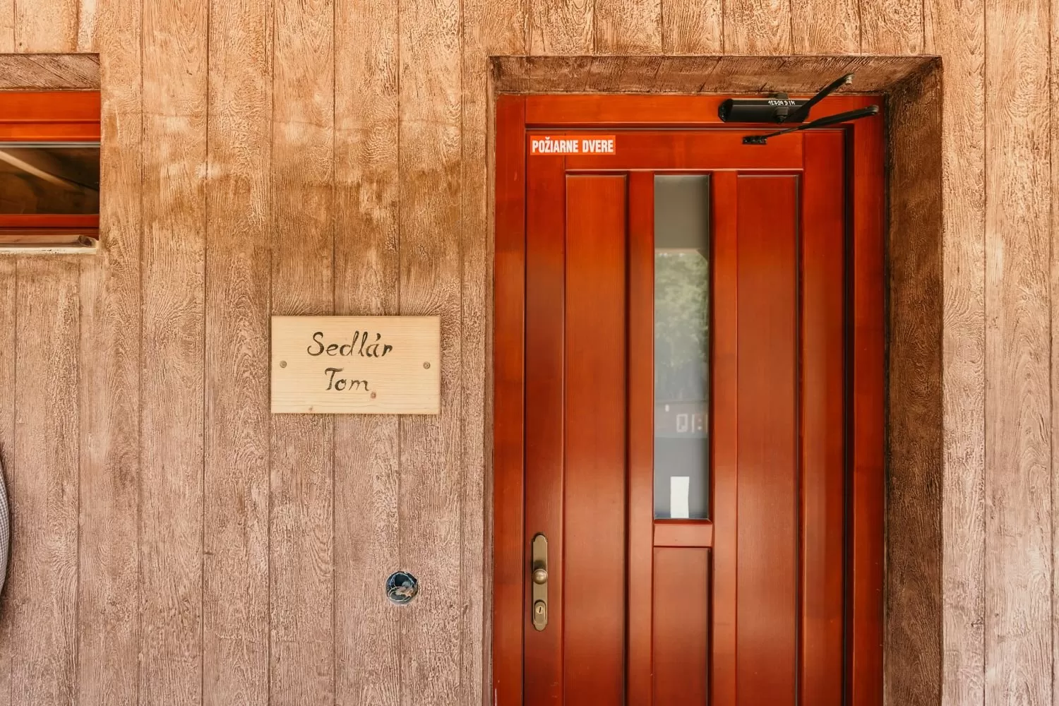 Izba Sedlár Chris hore